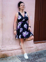 Robe Caroline - Fleurs mauves sur fond noir