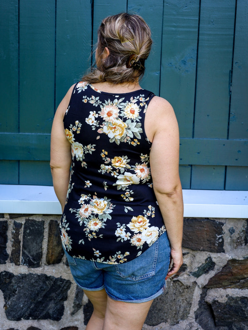 Camisole Claudia - Fleurs jaunes sur fond noir