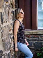 Camisole Claudia - Petites fleurs roses et oranges sur fond noir