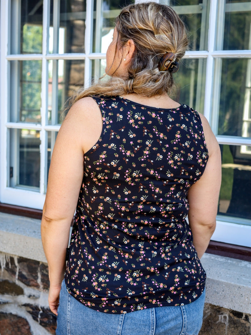 Camisole Claudia - Petites fleurs roses et oranges sur fond noir