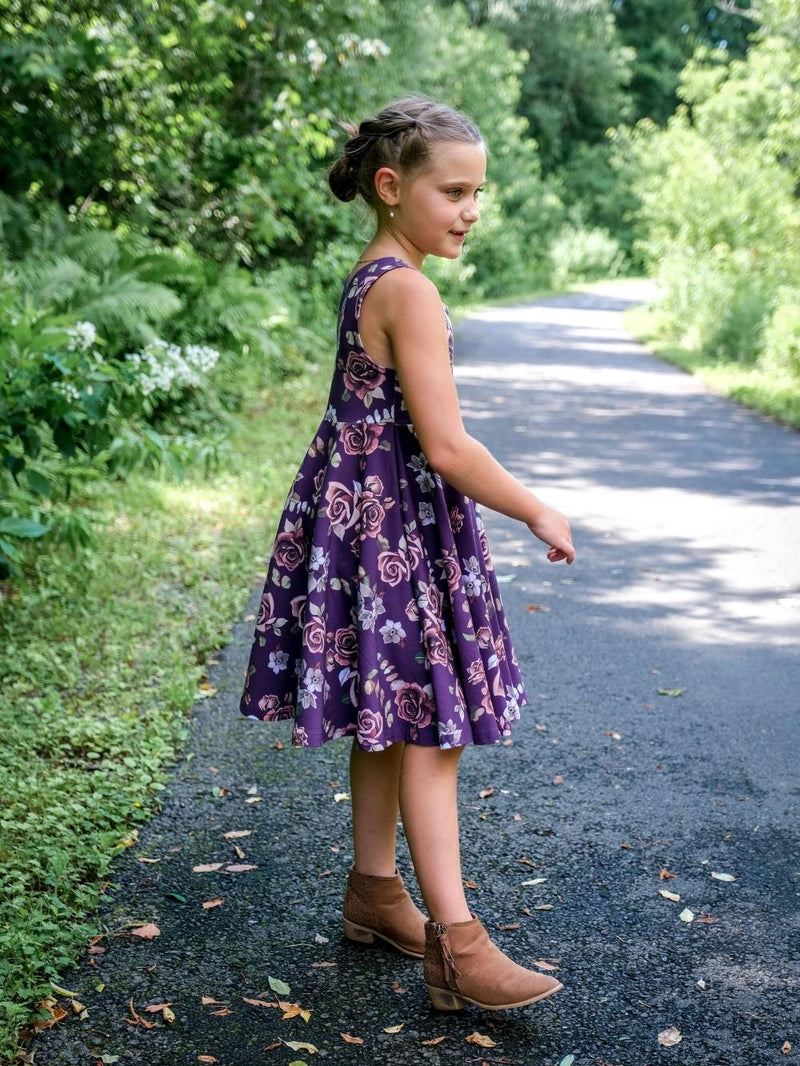 Robe Abi (enfant) - Fleurs blush sur fond prune