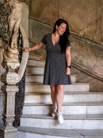 Robe Caroline - Fleurs blanches sur fond noir
