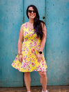 Robe Caroline - Fleurs roses fond jaune flash